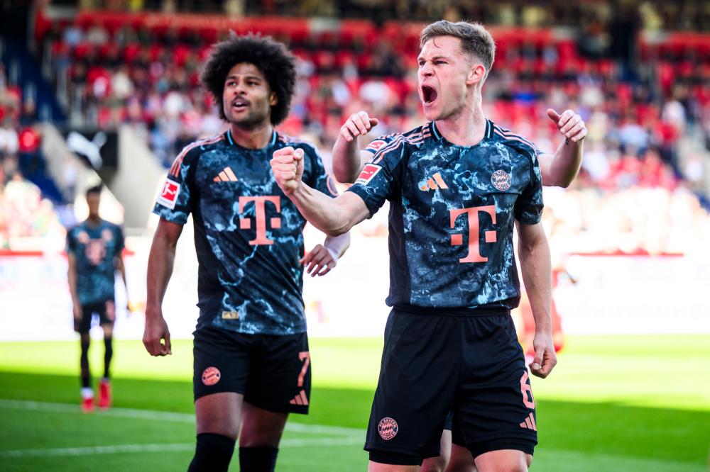 于困境时 于困境时